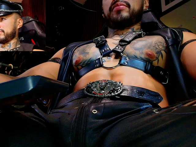 SrBillyMyers live cam