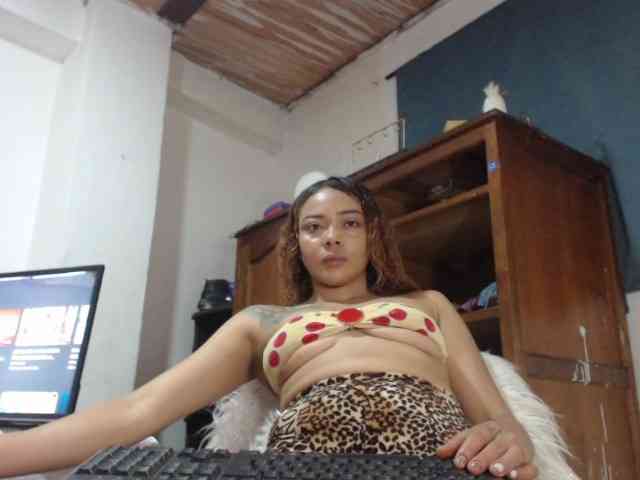 Bunnynasty888 webcam