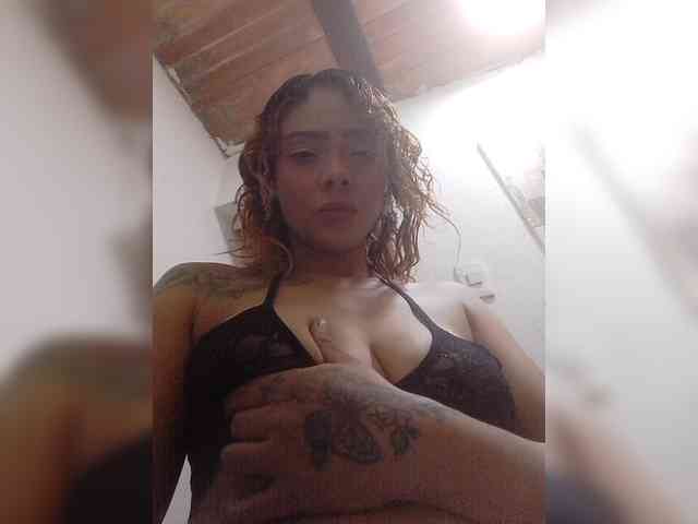 Bunnynasty888 webcam