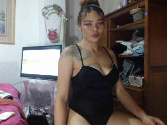 Bunnynasty888 webcam