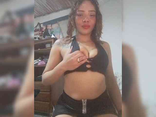 Bunnynasty888 webcam