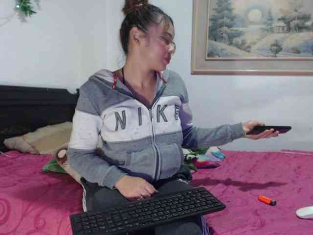 Bunnynasty888 webcam