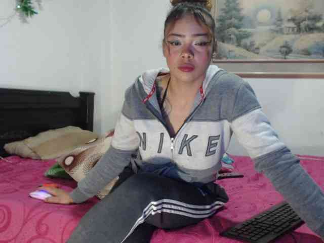 Bunnynasty888 webcam