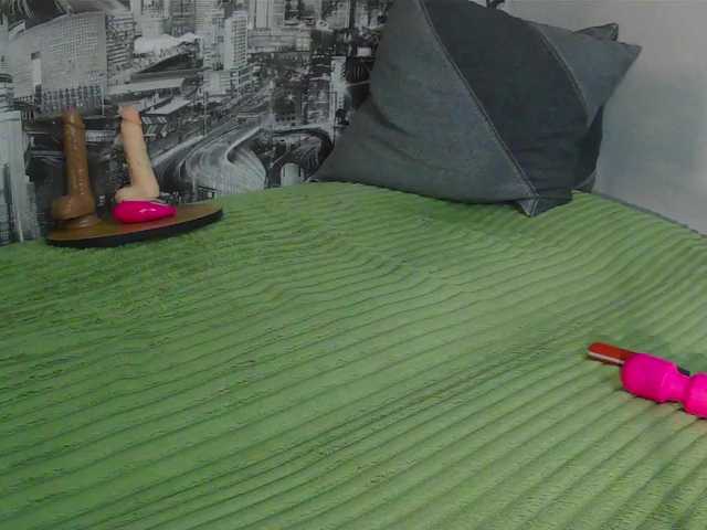 Evgenia80 live cam on BongaCams