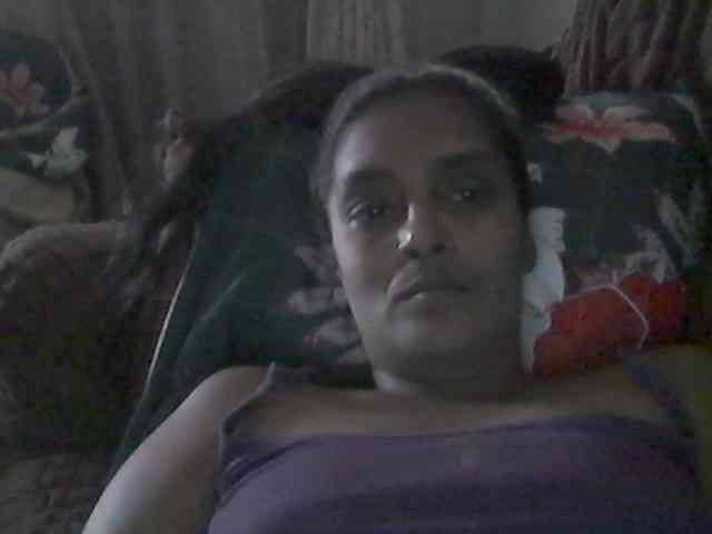 Cherryblossum143 webcam