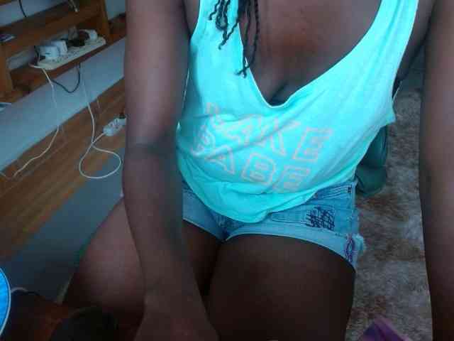 Princess-Ryne webcam