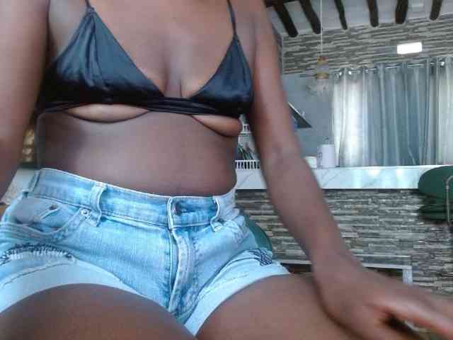 Princess-Ryne webcam