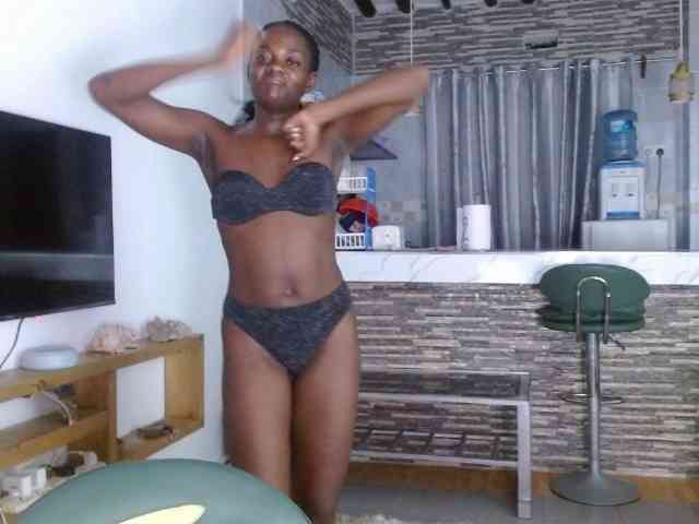 Princess-Ryne webcam