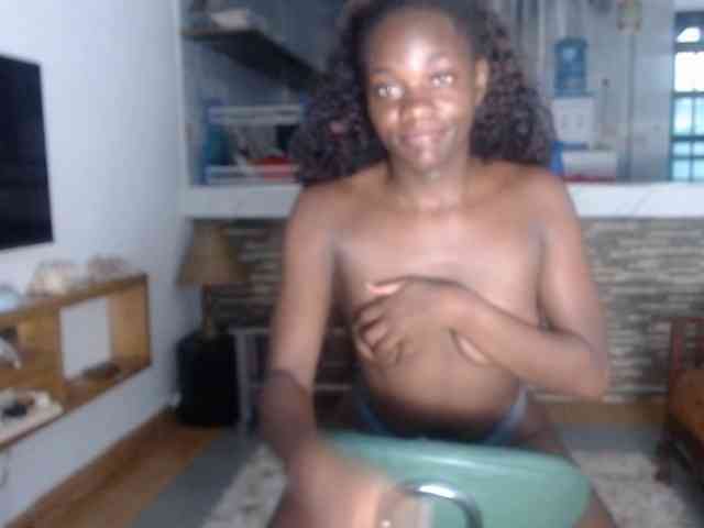 Princess-Ryne webcam