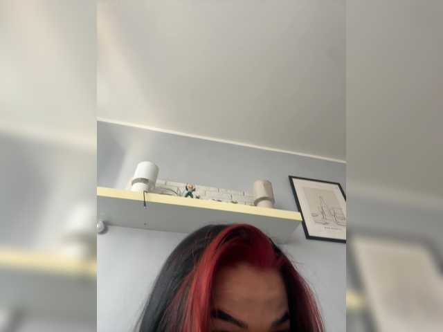 Sexypara1404 live cam on BongaCams