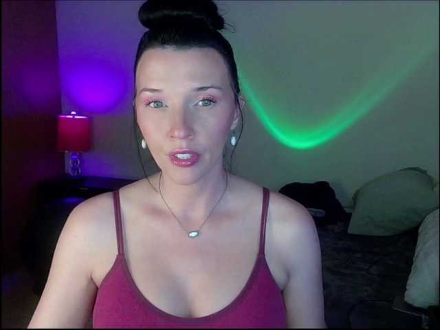 MaciMay live cam on BongaCams
