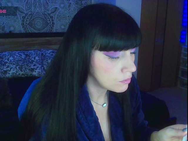 MaciMay's BongaCams show and profile