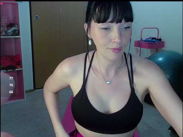 MaciMay live cam on BongaCams
