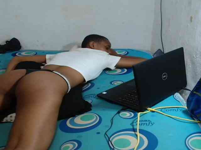 sexykimxx webcam