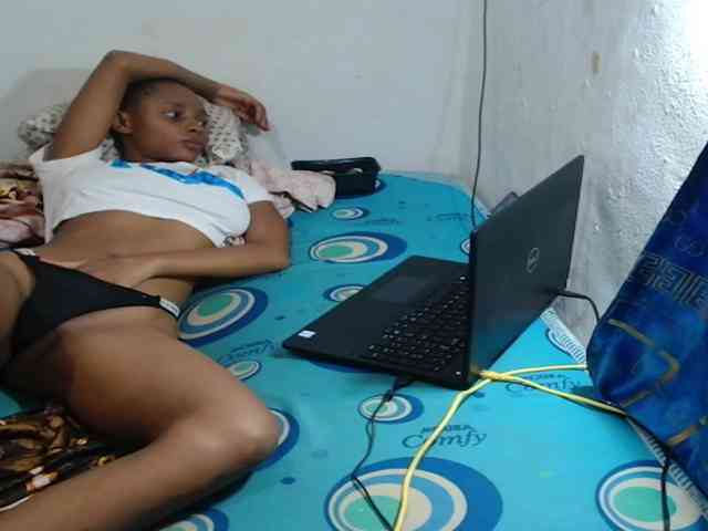 sexykimxx webcam