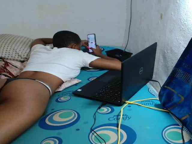 sexykimxx webcam