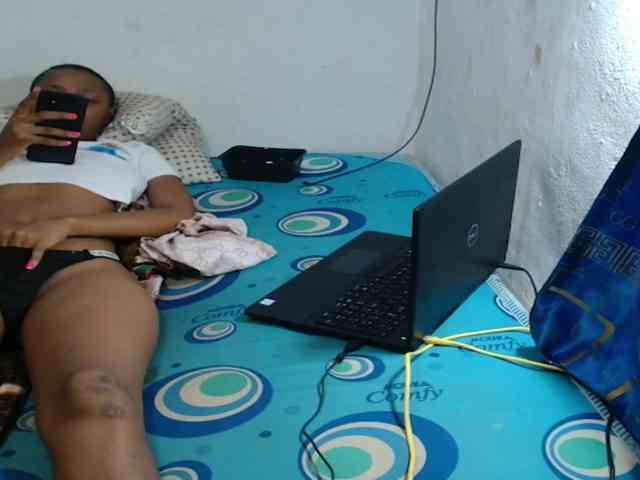 sexykimxx webcam