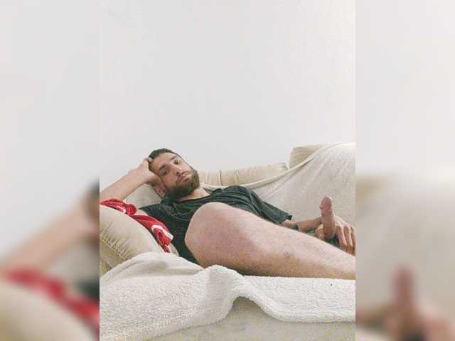 Floverb, 26 y/o - Live Cam on BongaCams