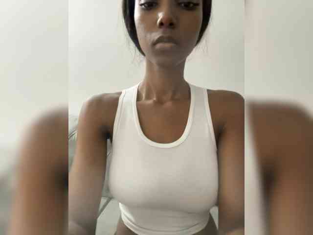 Kyllie Live Webcam on BongaCams
