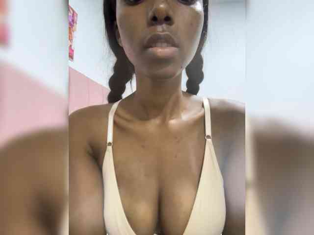 Kyllie webcam