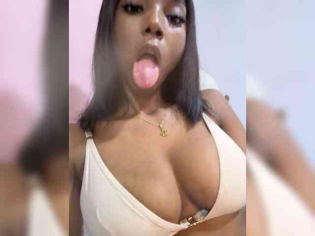 Kyllie webcam