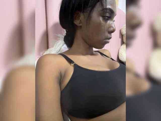 Kyllie webcam