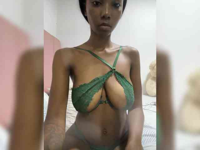 Kyllie webcam