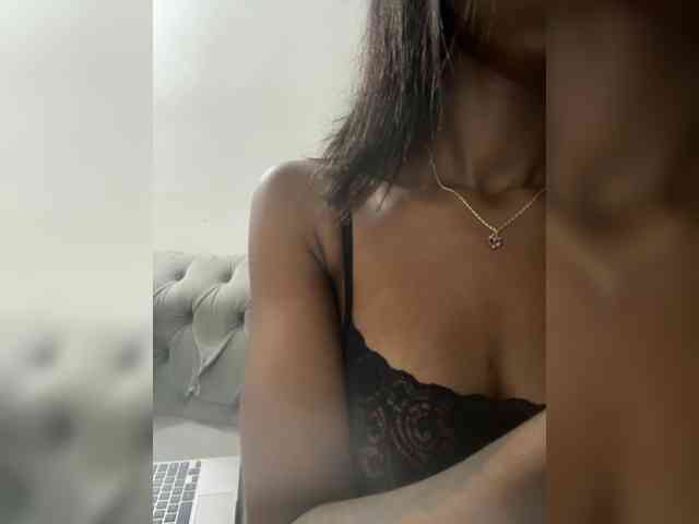 Kyllie webcam