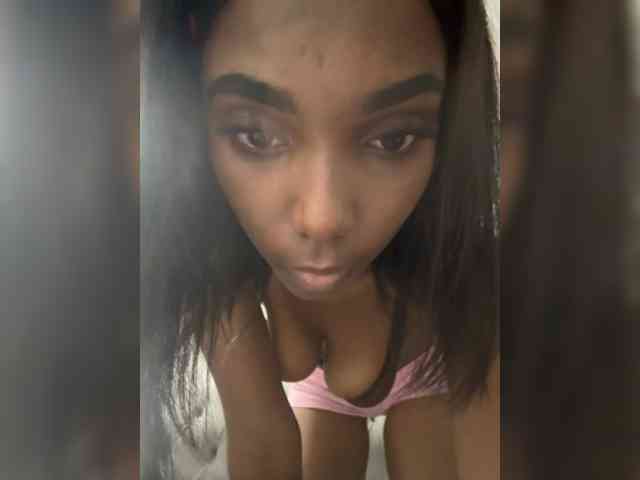 Kyllie webcam