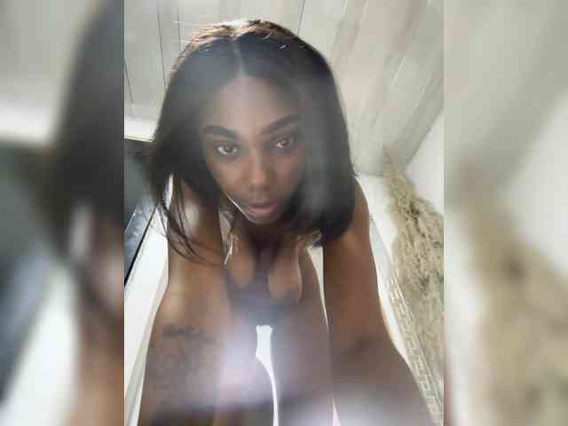 Kyllie webcam