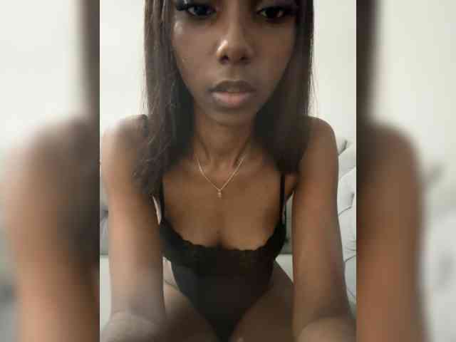 Kyllie webcam
