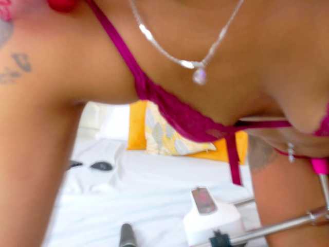 RubyRogers live webcam show