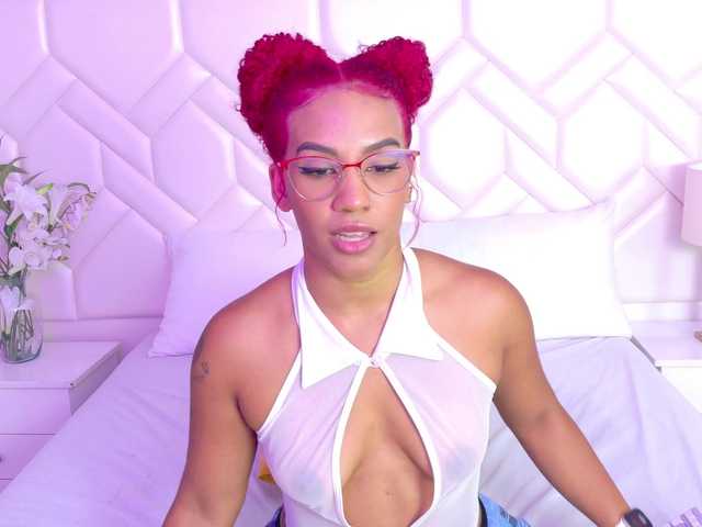 RubyRogers live cam on BongaCams