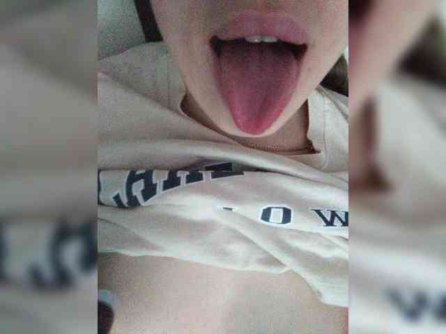 KuklaMashaa webcam