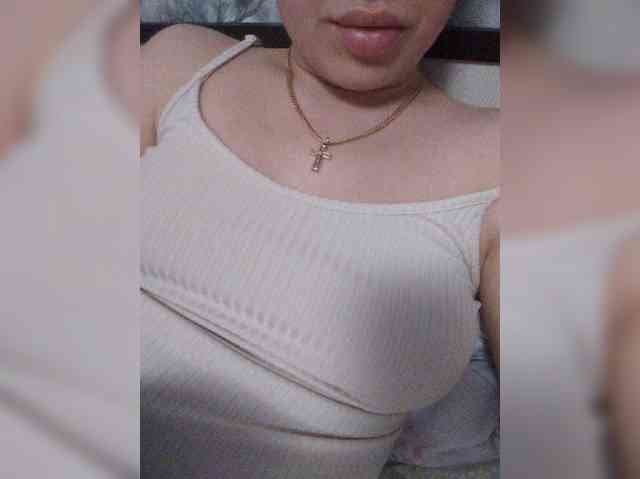 KuklaMashaa webcam