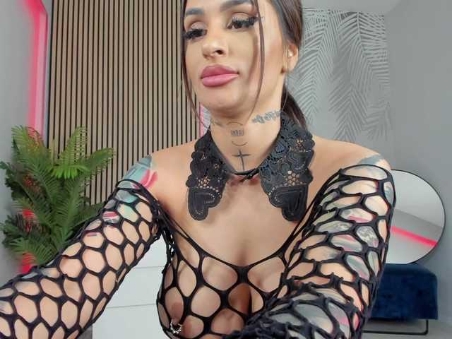 Jessy-Cruzz's BongaCams show and profile