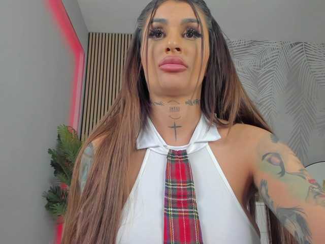 Jessy-Cruzz's BongaCams show and profile