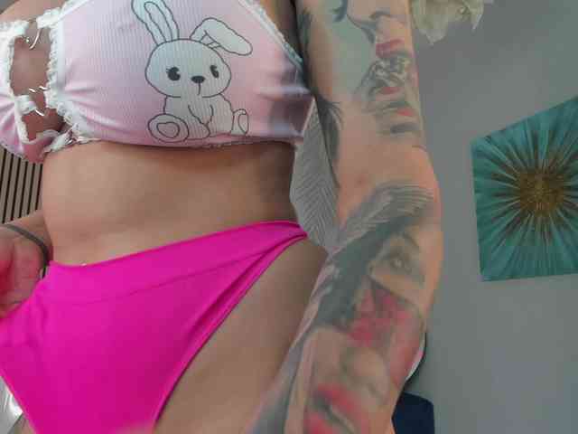 Jessy-Cruzz webcam