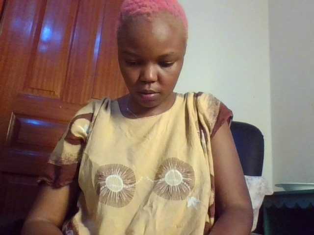 Empressvee25's BongaCams show and profile