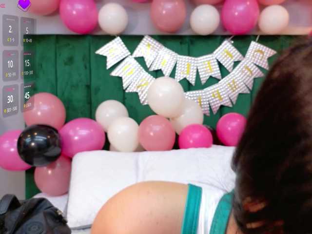 AshleyEvans21 live cam on BongaCams