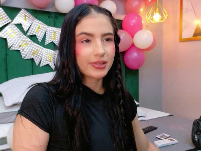 AshleyEvans21 live cam on BongaCams