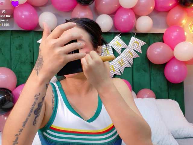 AshleyEvans21 live cam on BongaCams