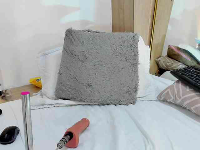 adhitii webcam