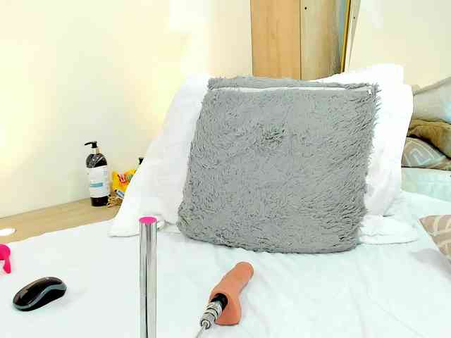 adhitii webcam