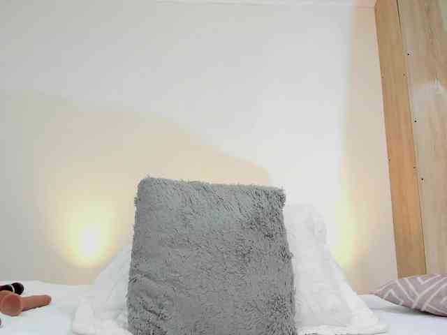 adhitii webcam