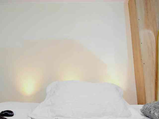 adhitii webcam