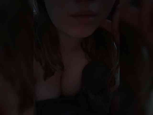 Hollymollylove webcam