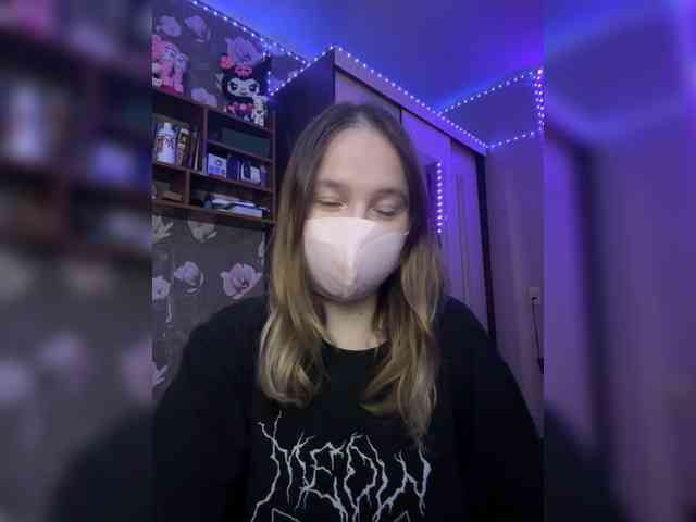 Hollymollylove webcam