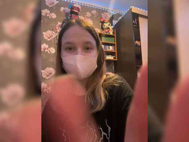 Hollymollylove webcam