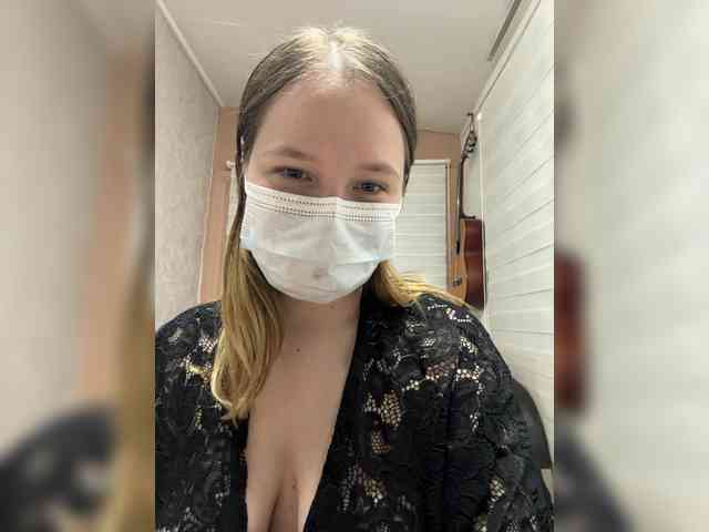 Hollymollylove webcam